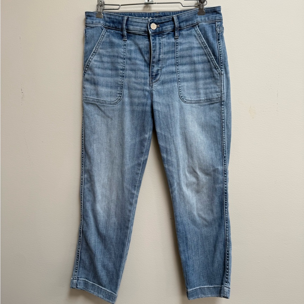 White House Black Market The Straight Crop Faded Blue Jeans Size 6